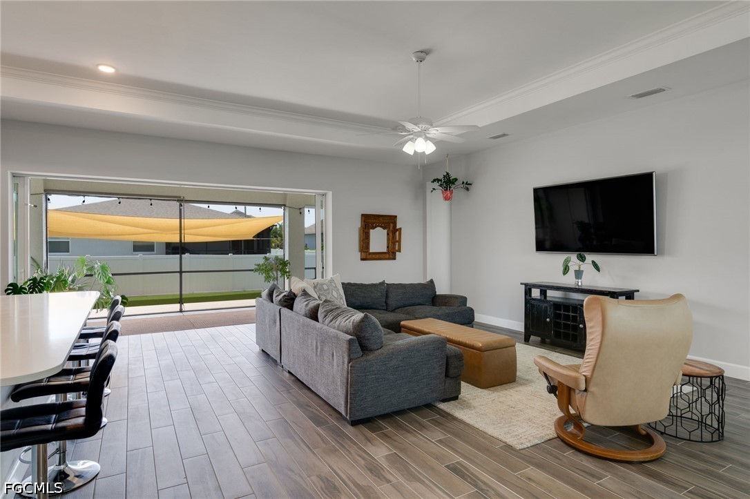 812 NW 37th Avenue