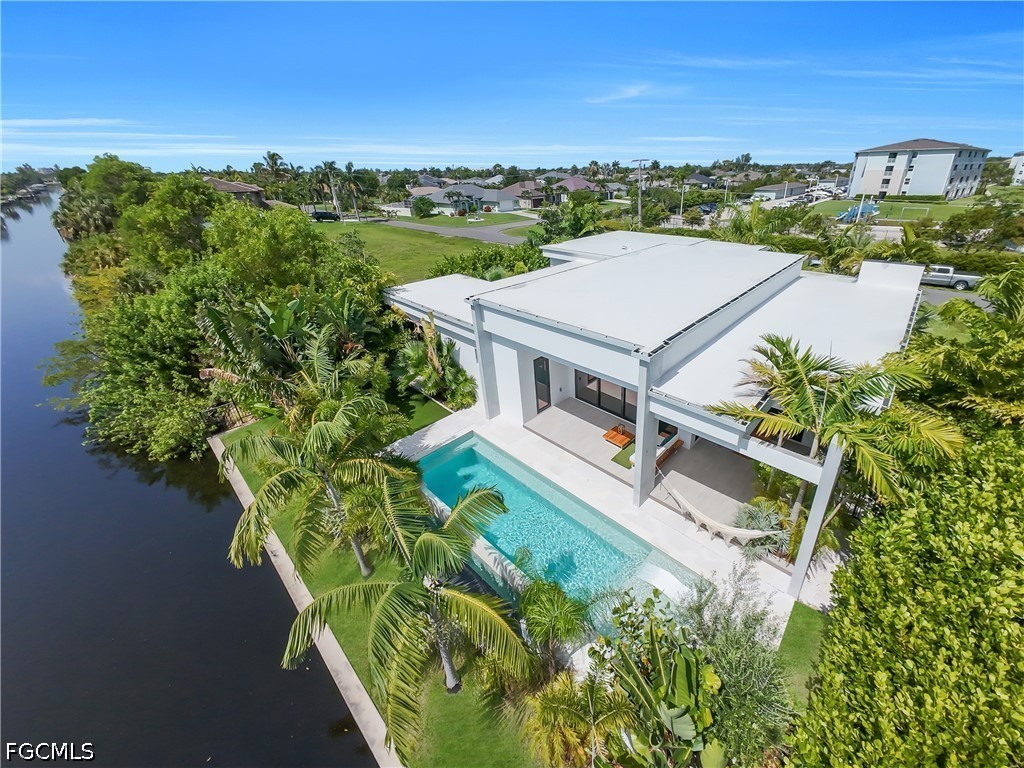 3801 SW 17th Place