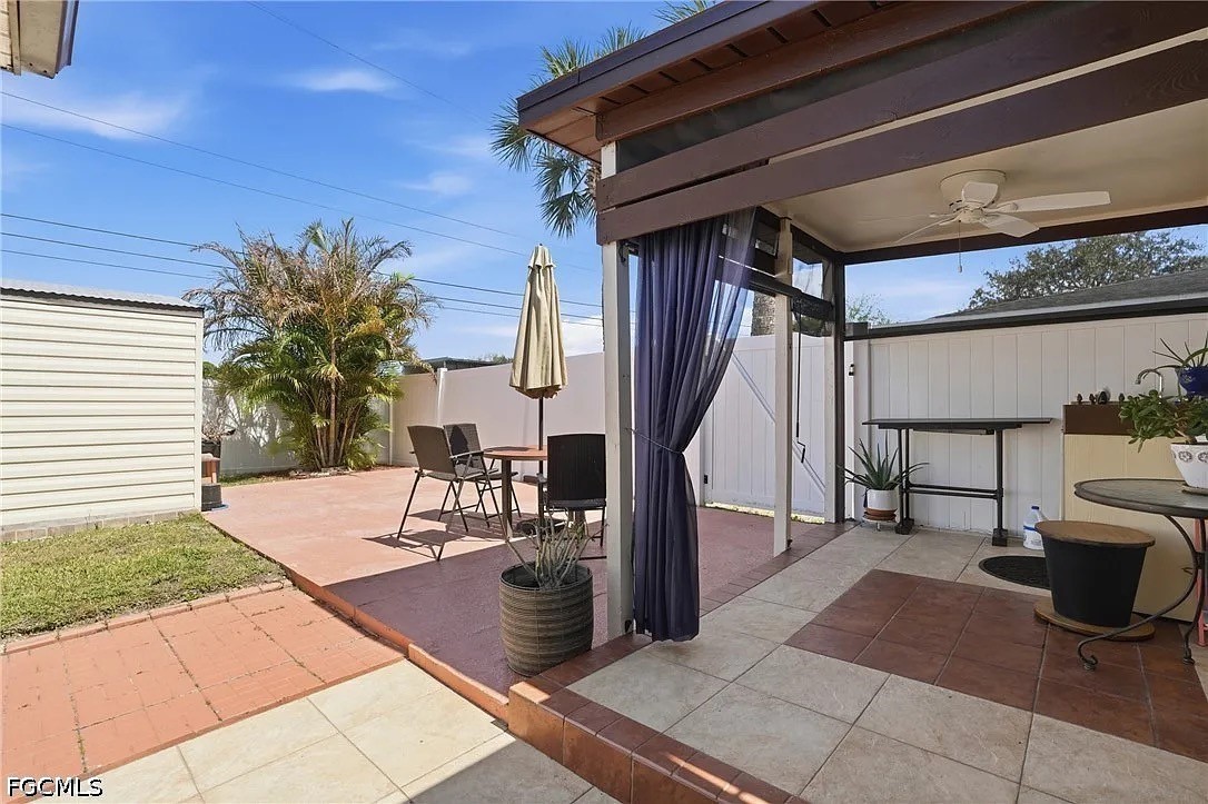 401 E Jasmine Road