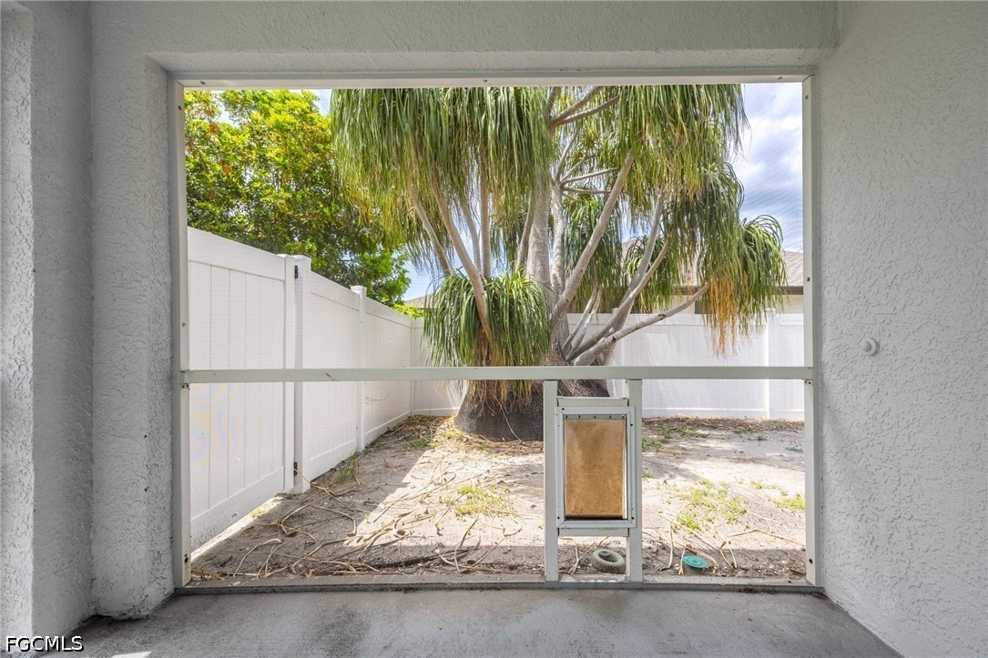 1418 SW 11th Place