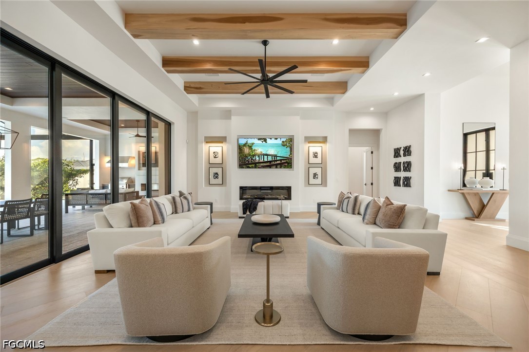 15850  Hampton View Court
