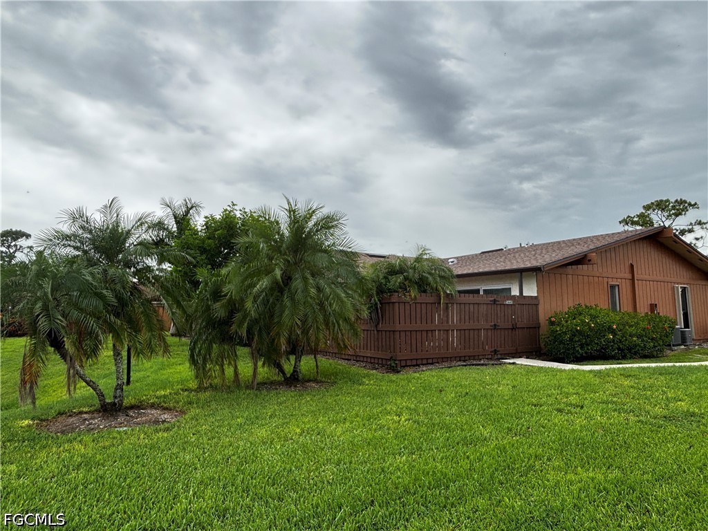 5660 Foxlake Drive
