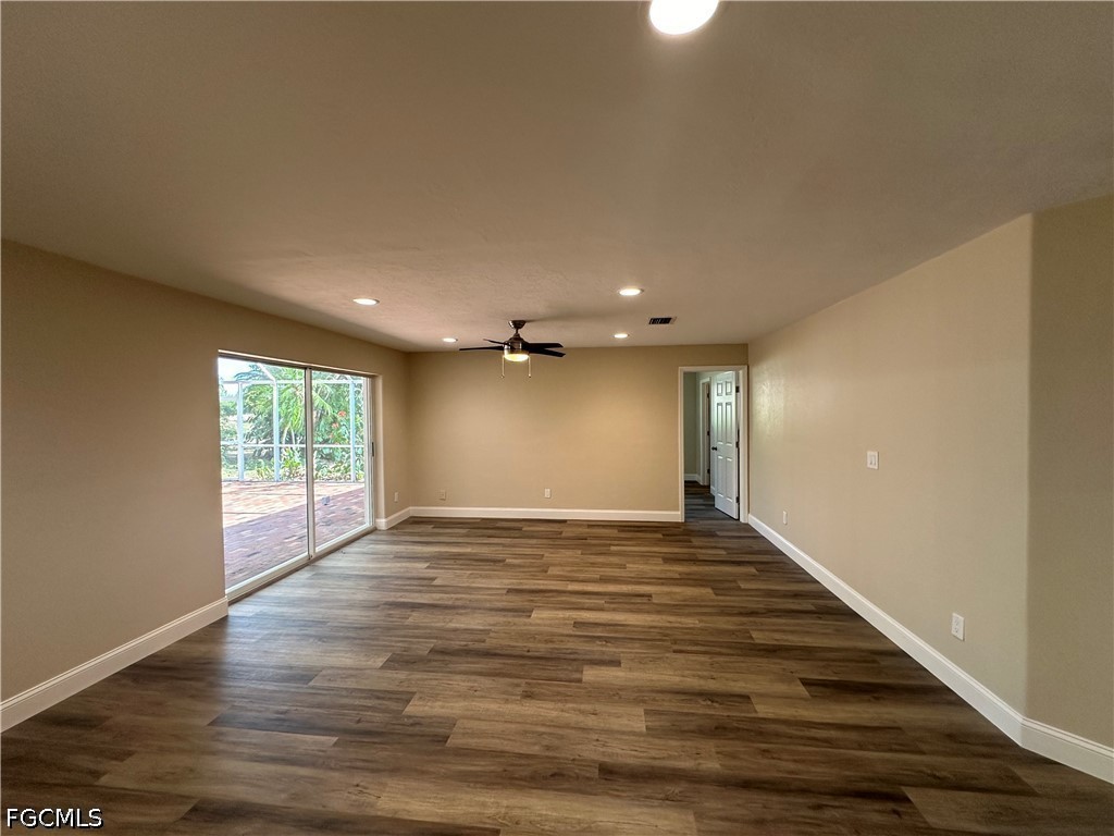 4223 SE 4th Place