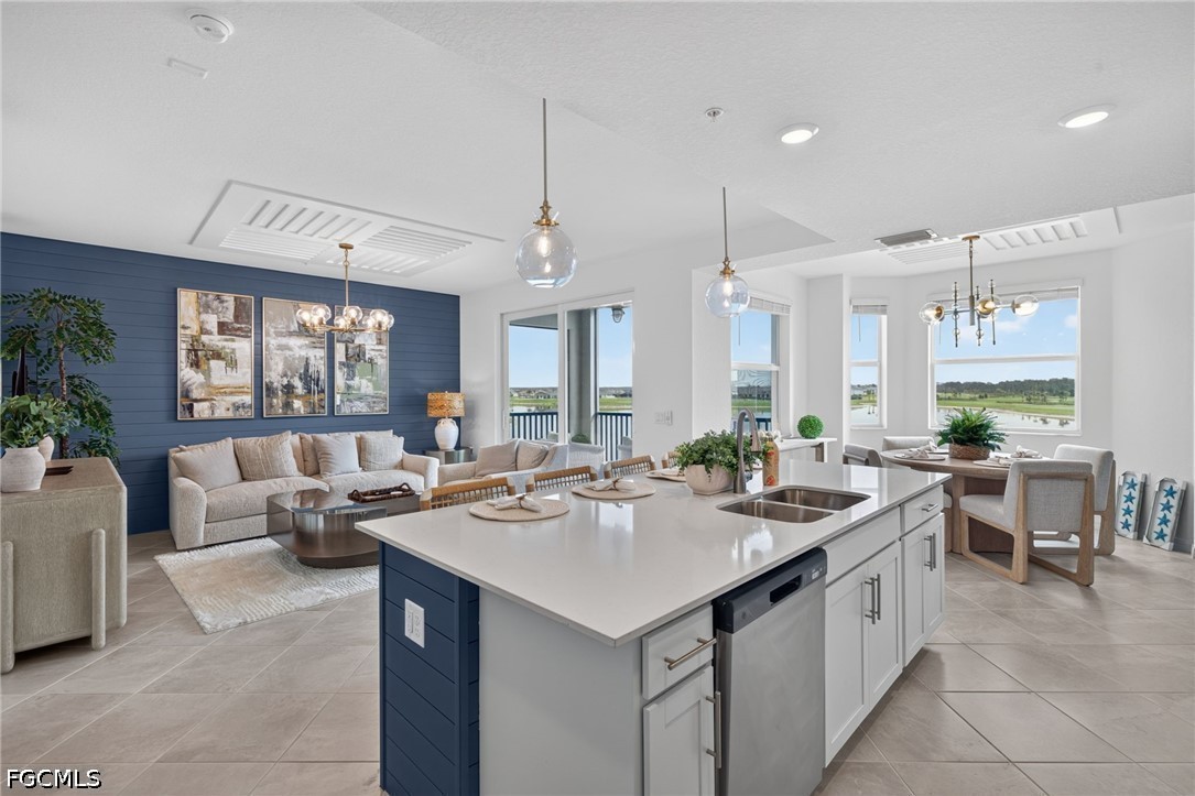 15405 GREEN ACRES Avenue, Apt 2332
