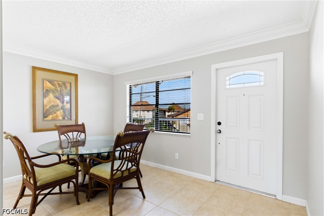 4711 SE 5th Avenue, Apt 7