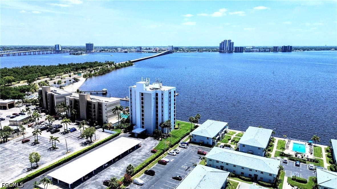 3300 N Key Drive, Apt 7E