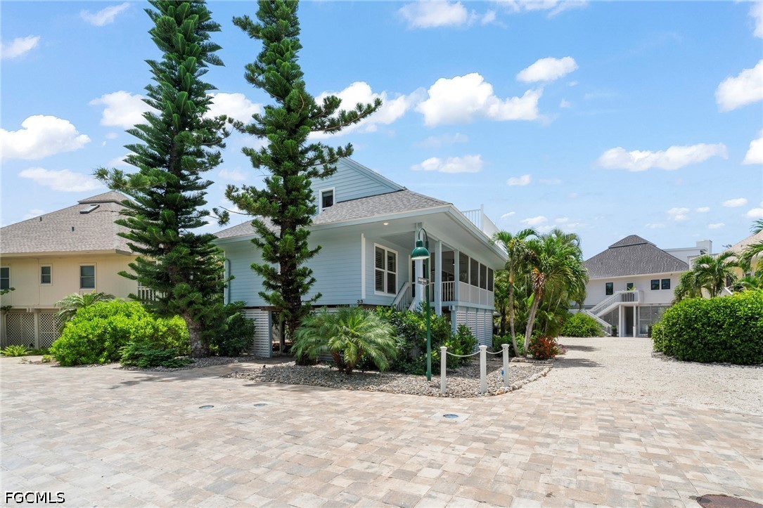 33 Urchin Court