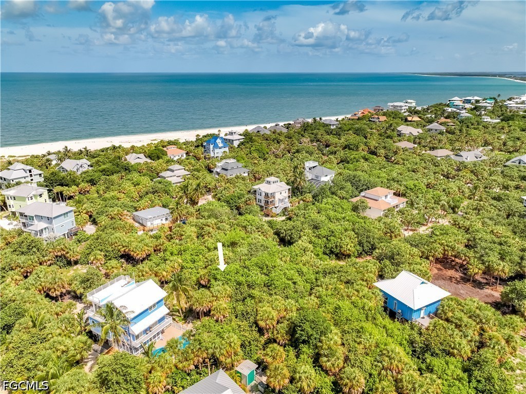 552 Coral Circle