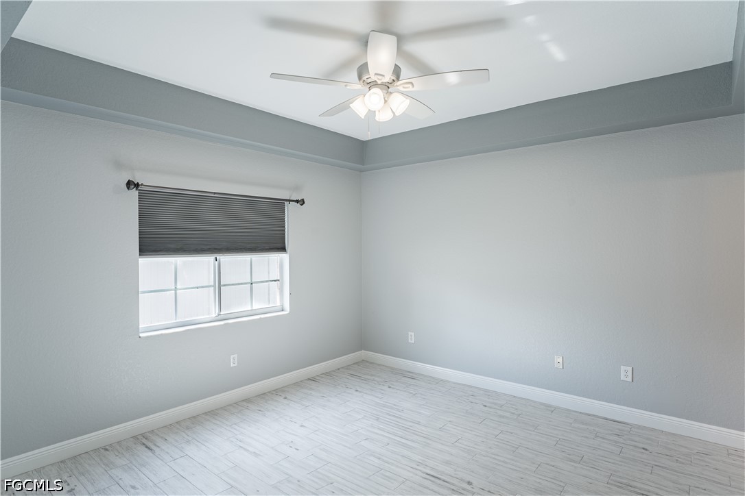 1227 SE 23rd Place, Apt 3