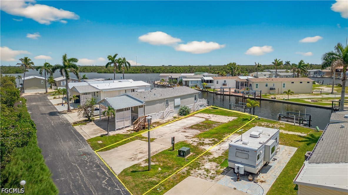 8 Galleon Way