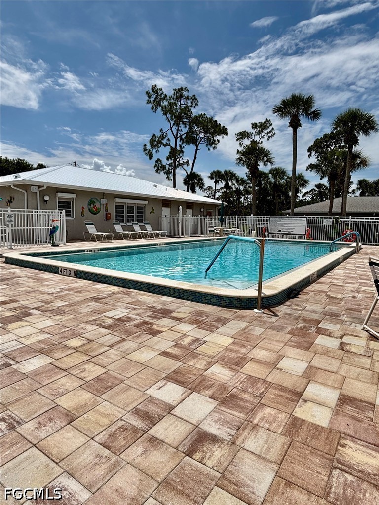 518 Pine Tree Court
