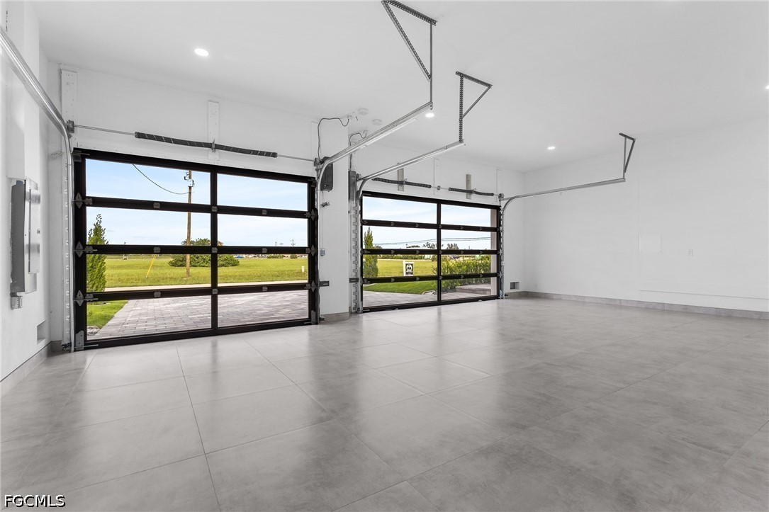 806 NW 33rd Avenue