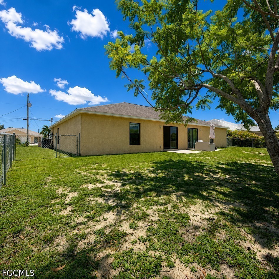 525 SE 4th Terrace
