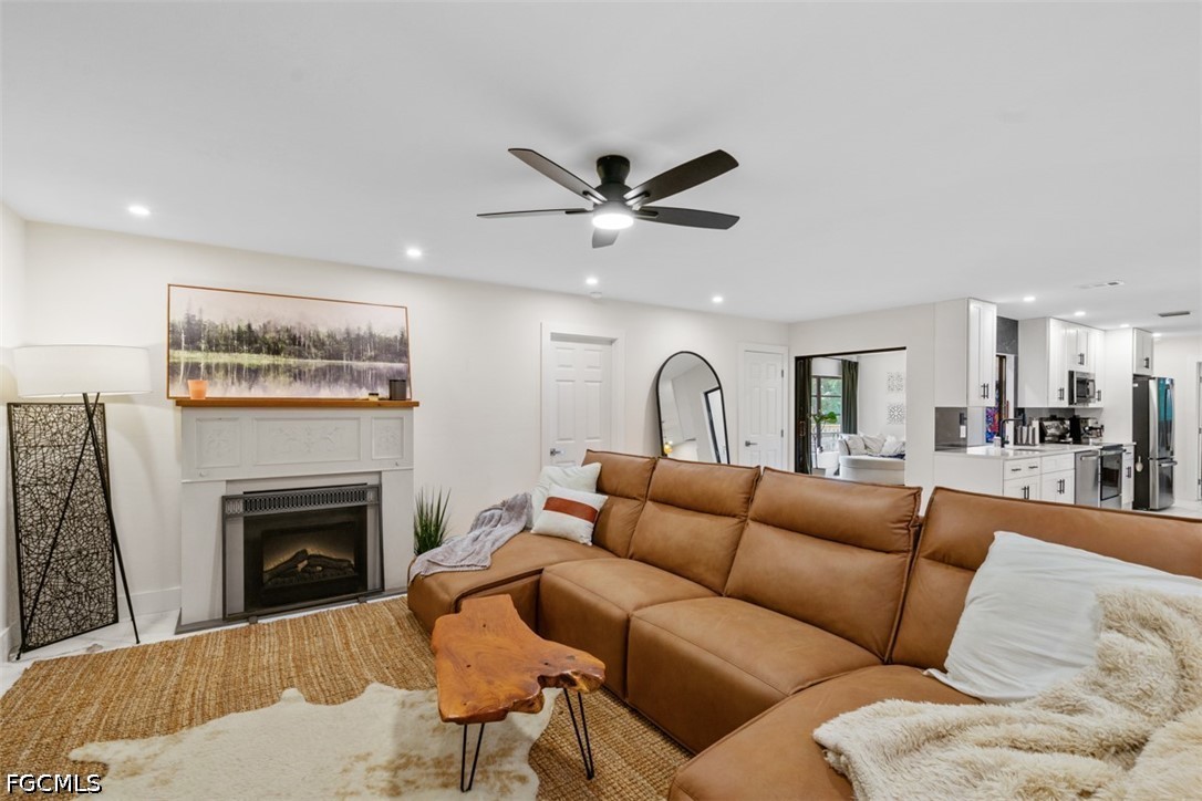 14725  Kimberly Lane