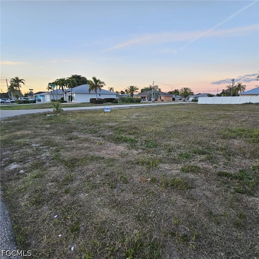 3807 SE 10th Place