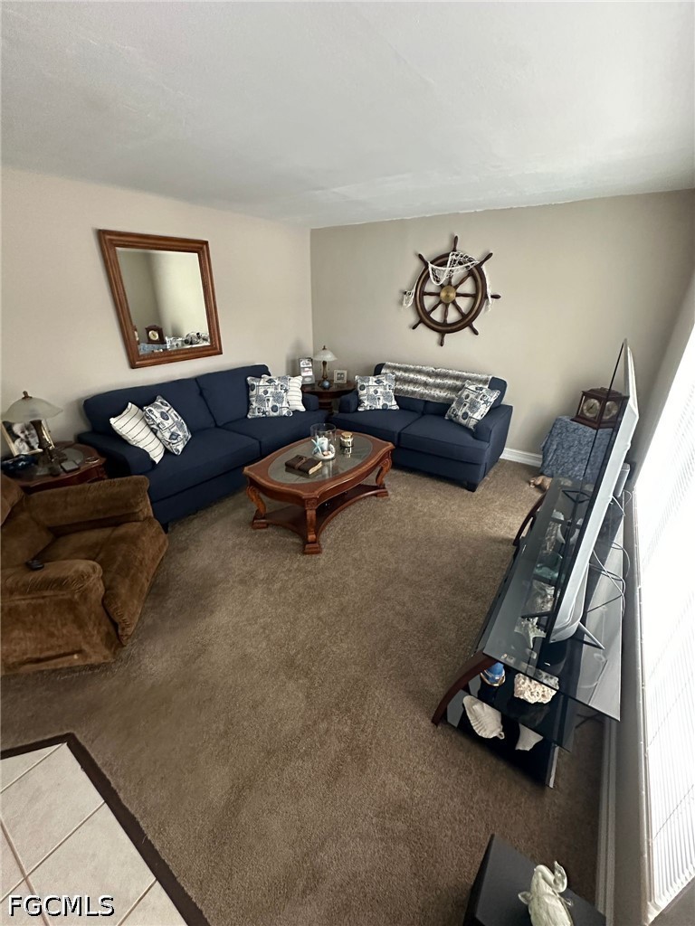 1830  Maravilla Avenue, Apt 317
