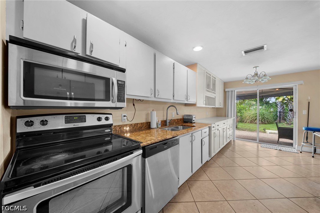 1583  Sunkist Way