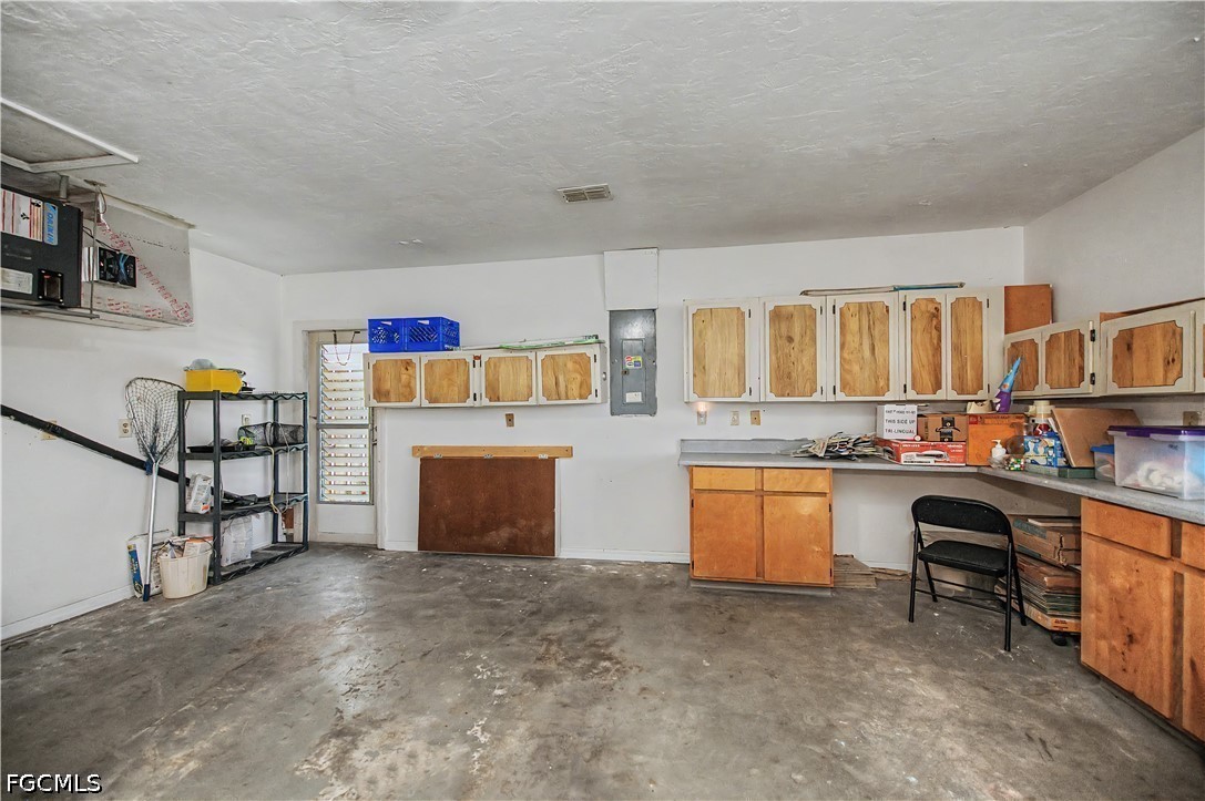 412 Cape Coral Parkway