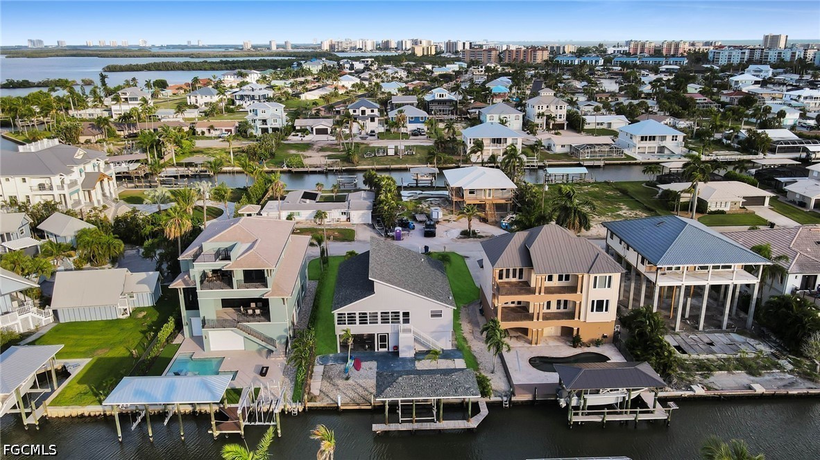 261  Egret Street