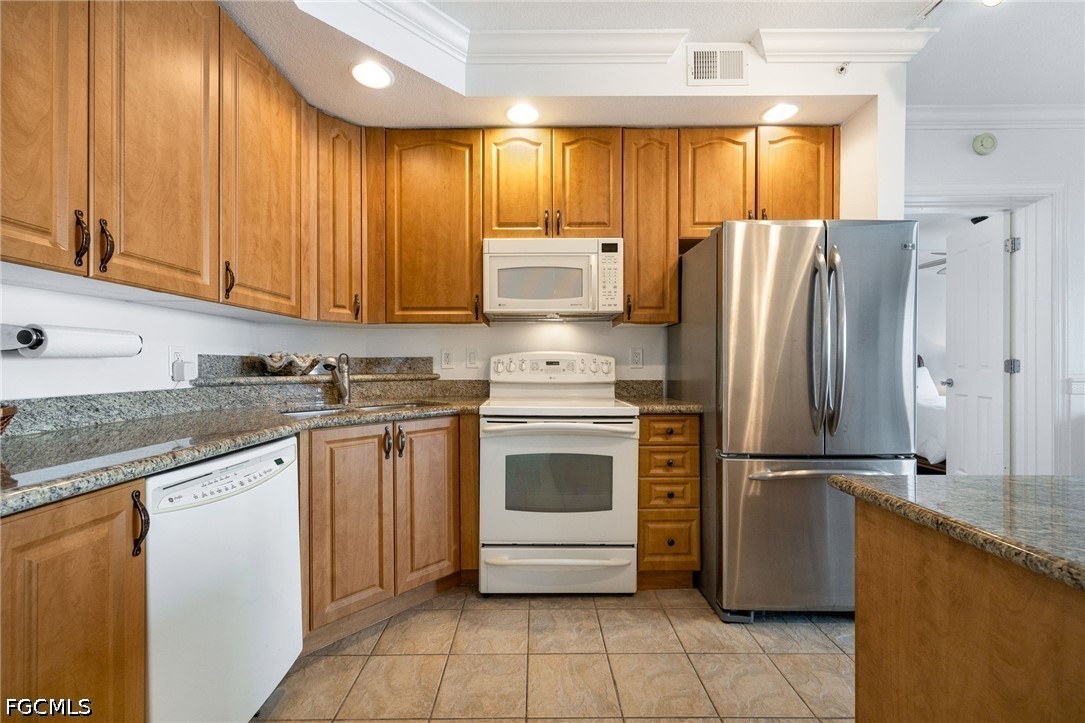 2825 Palm Beach Boulevard, Apt 618