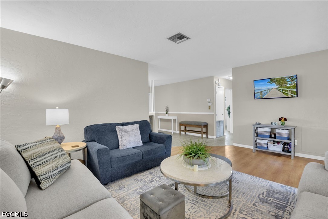 1442  Byron Road