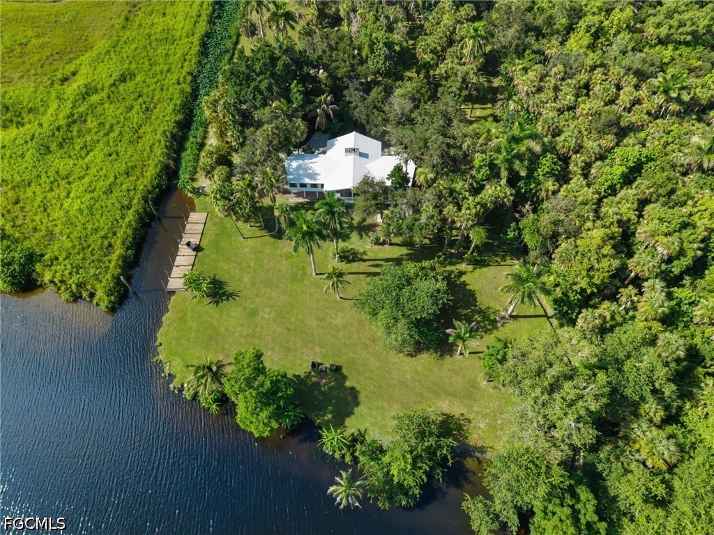 19481/483 S River Road