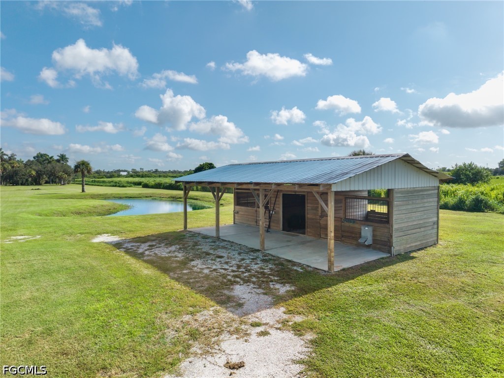 19481/483 S River Road