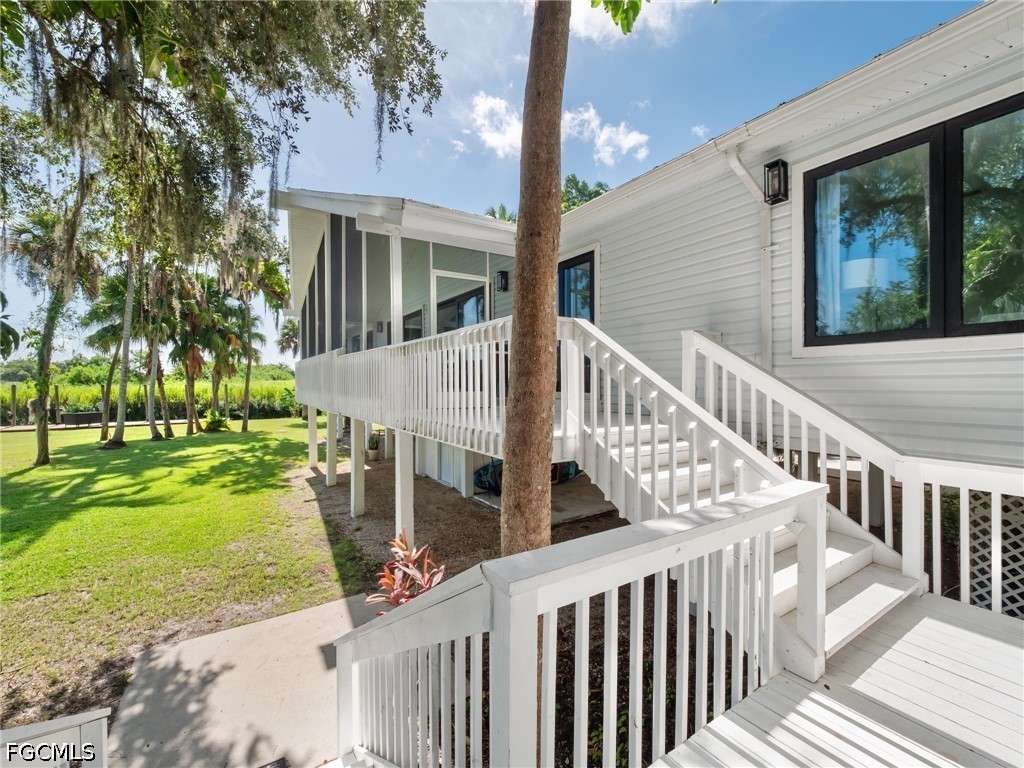 19481/483 S River Road