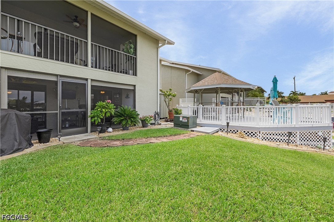 4708 SW 8th Place, Apt 105