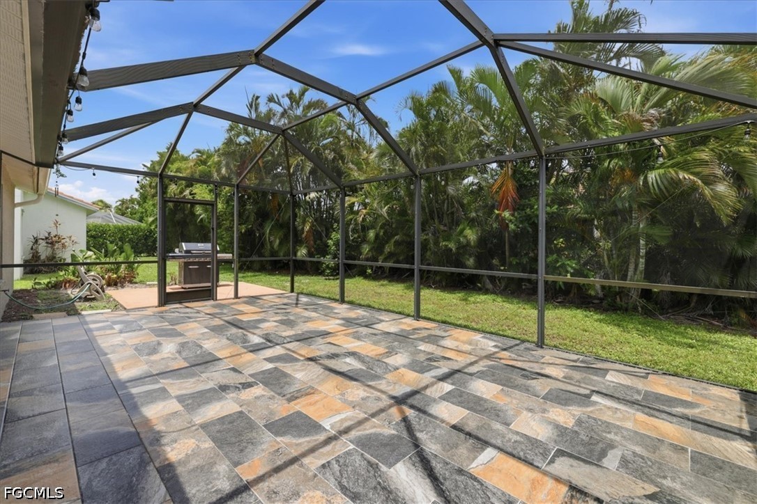 8137 Breton Circle