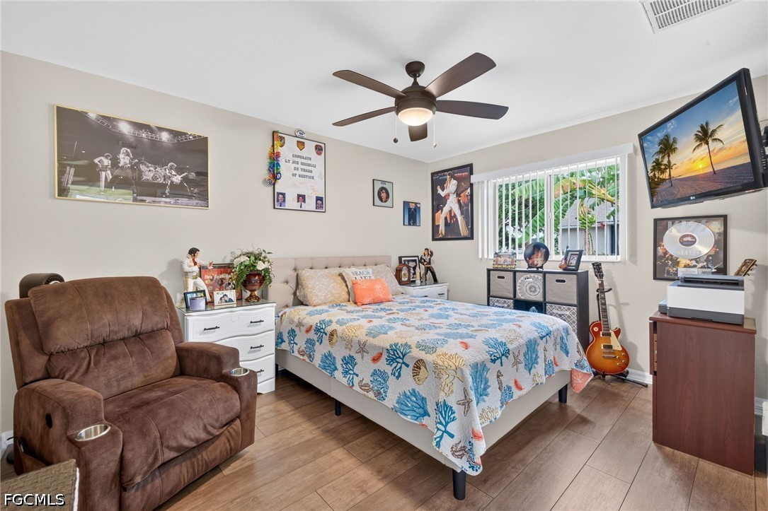 3118 SE 8th Place