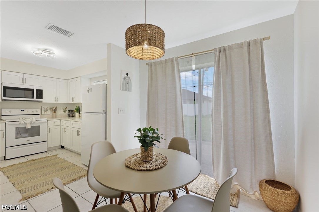 523/525 SE Van Loon Terrace