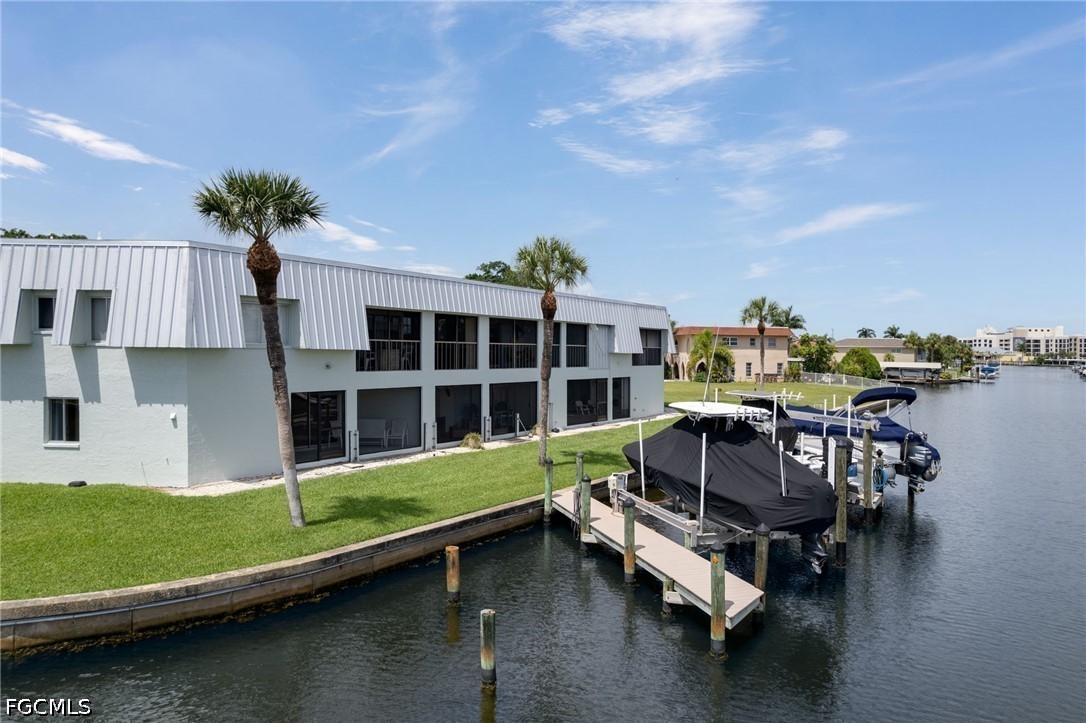 5111 Manor Court, Apt 4
