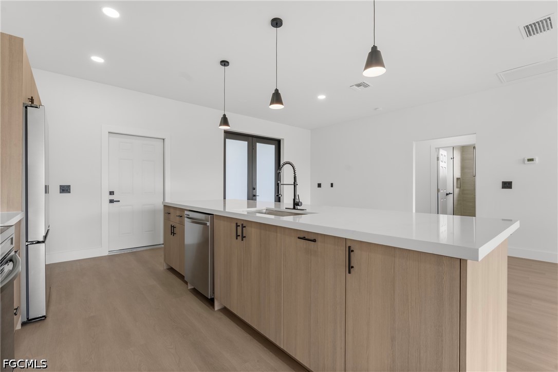 8033 Oakleaf Circle