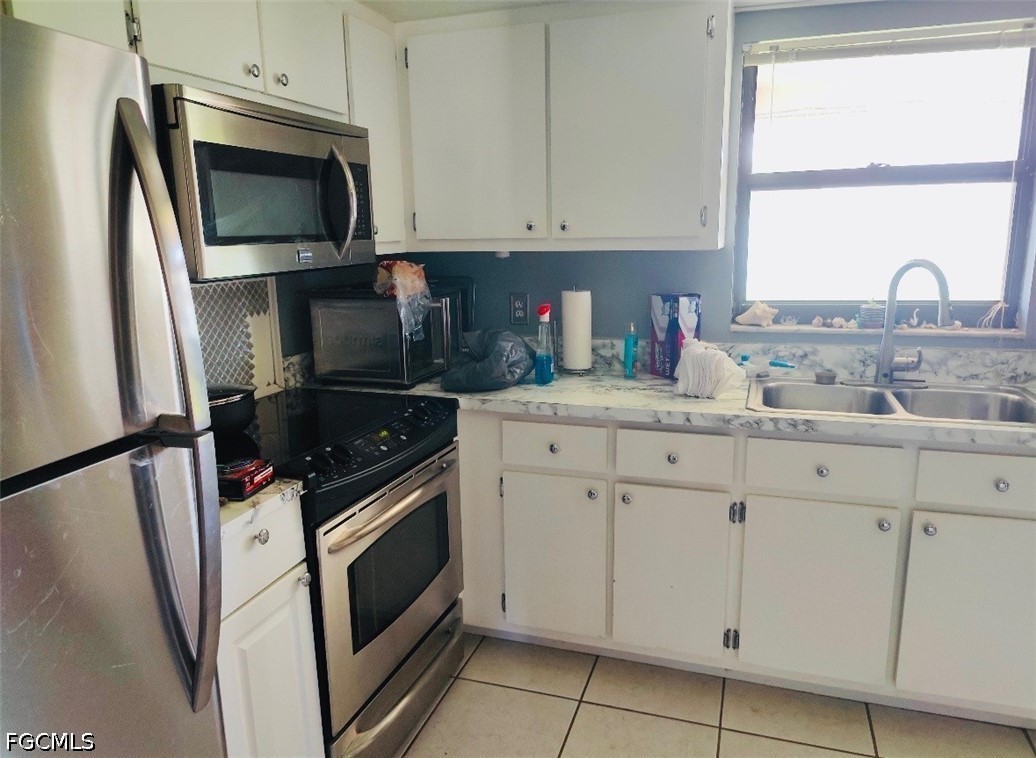 3609 SW 6th Place