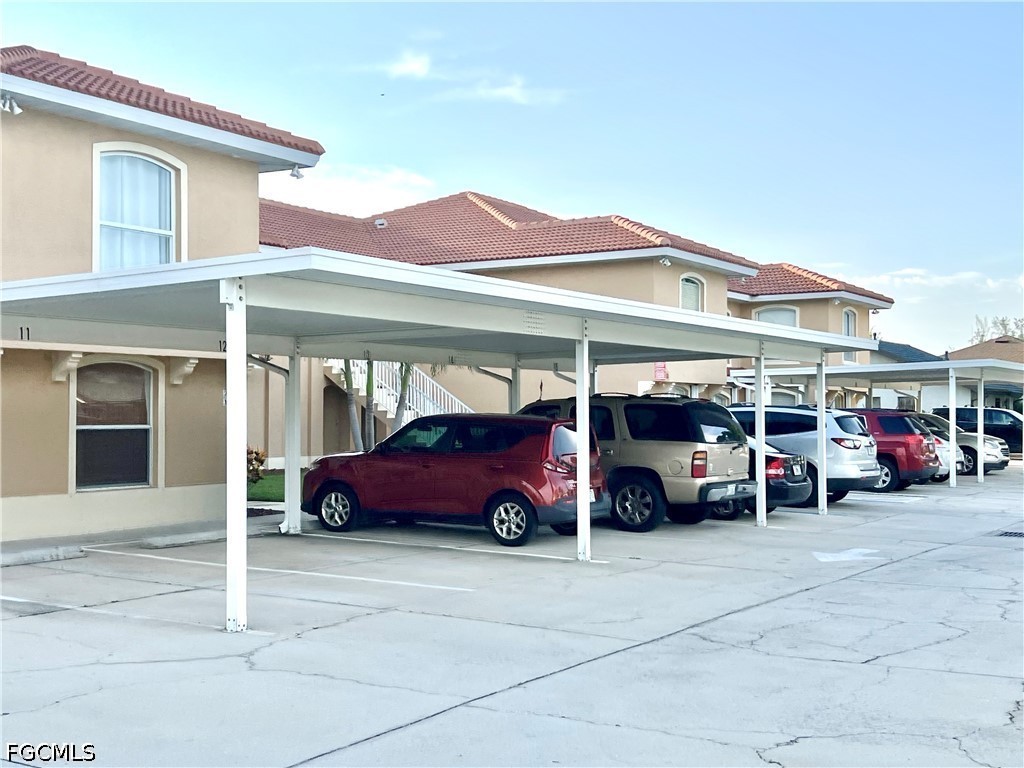 4520 Skyline Boulevard, Apt 207