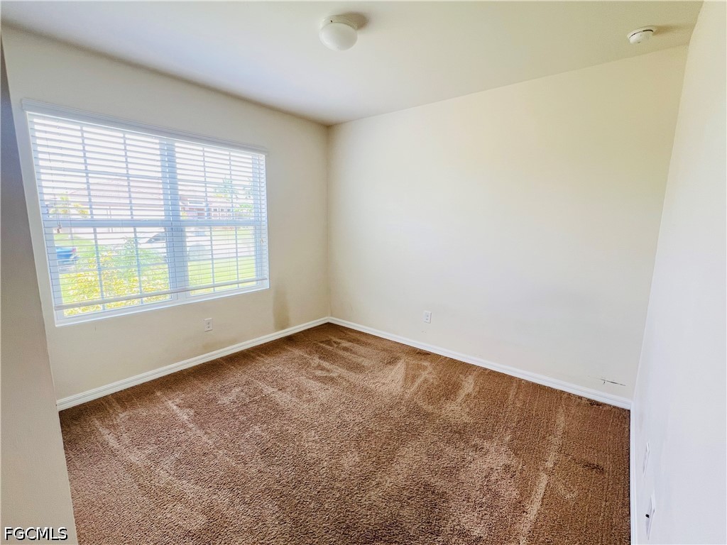 3815 SW 11th Place