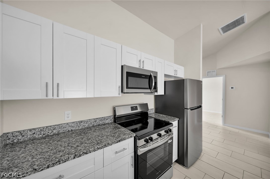 4106 SW 7th Place