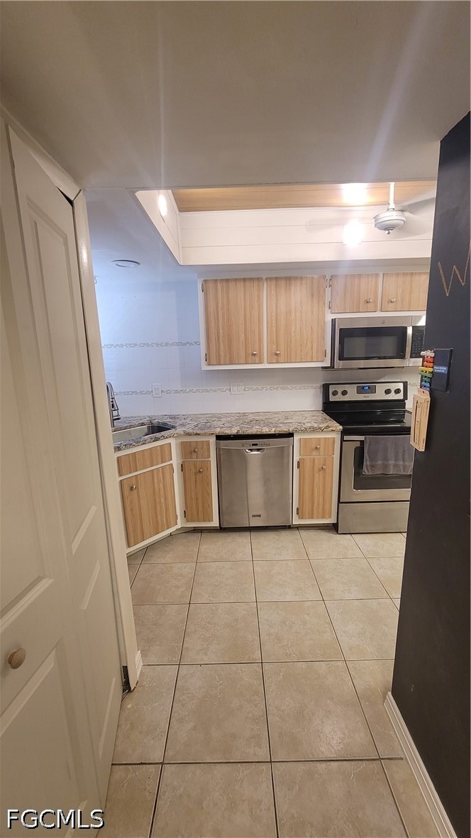 1202  Cape Coral Parkway, Apt 107