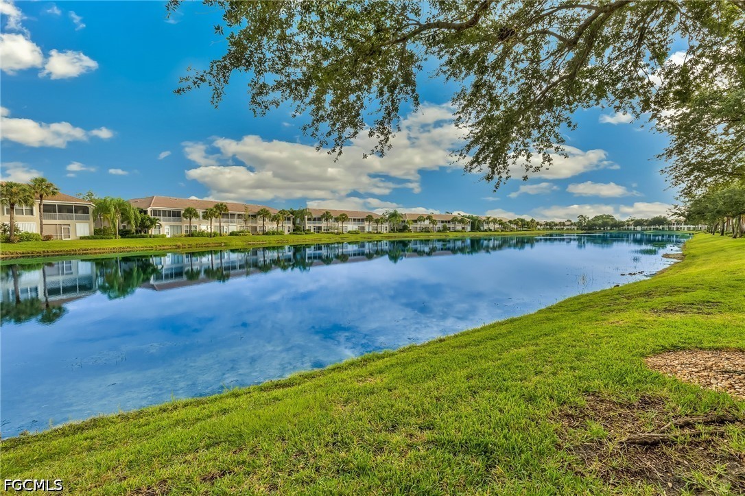 10134  COLONIAL COUNTRY CLUB Boulevard, Apt 904