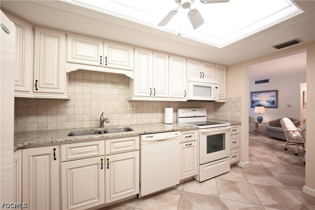 7146  Estero Boulevard, Apt 614