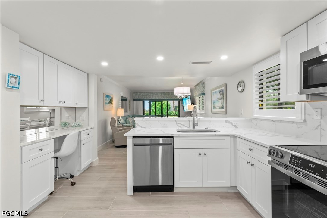 671 E Gulf Drive, Apt 3A1