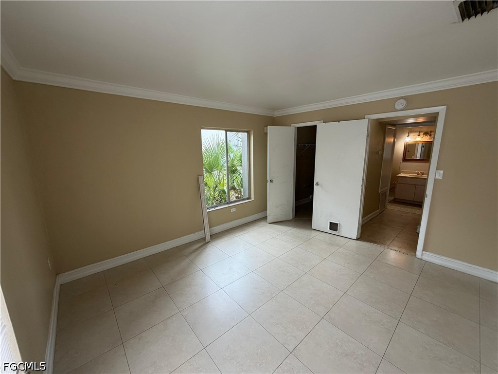 1830  Maravilla Avenue, Apt 106
