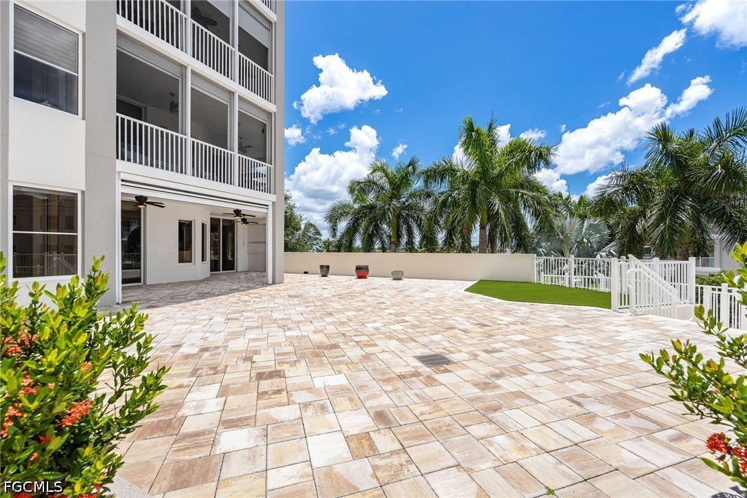 14270 Royal Harbour Court, Apt 323