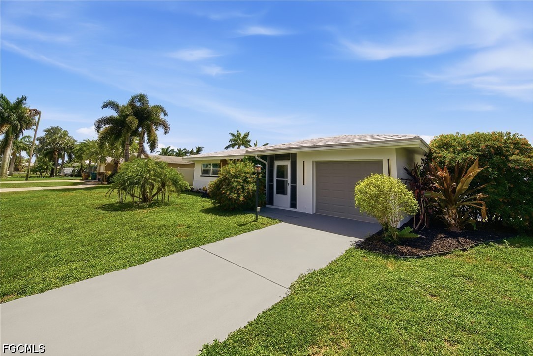 3106 SE 18th Place