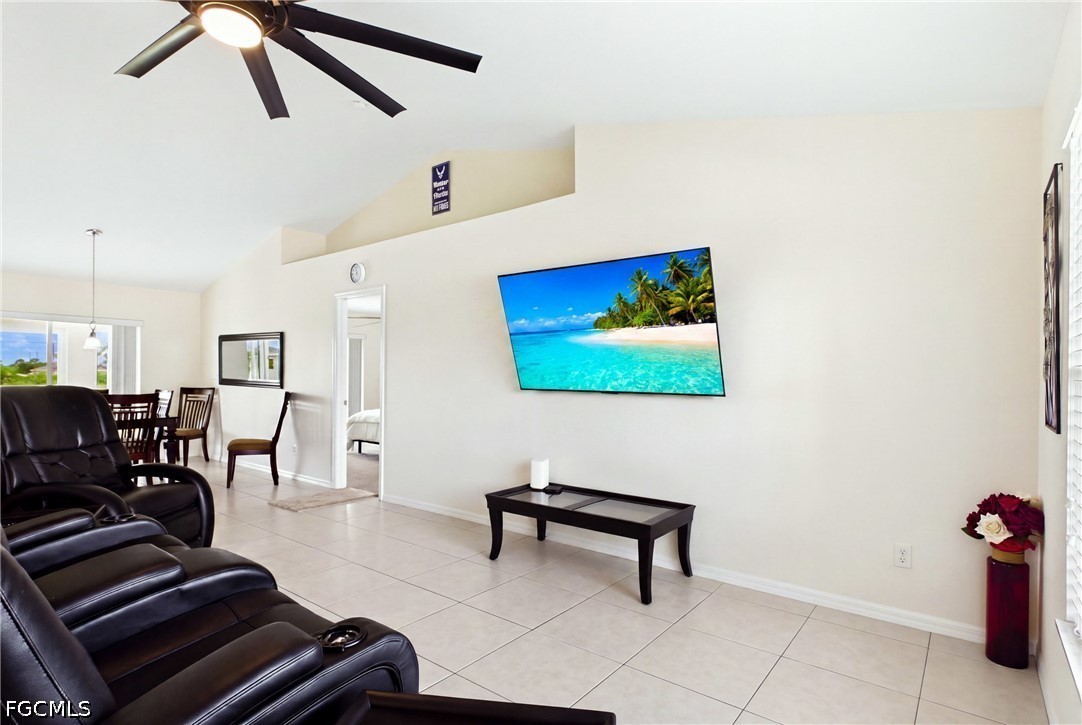1728 NW 18th Street