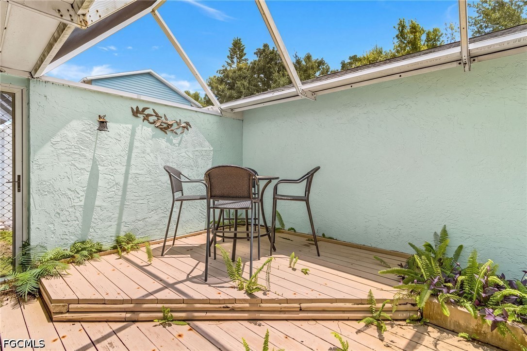 13721 Markham Lane, Apt 4