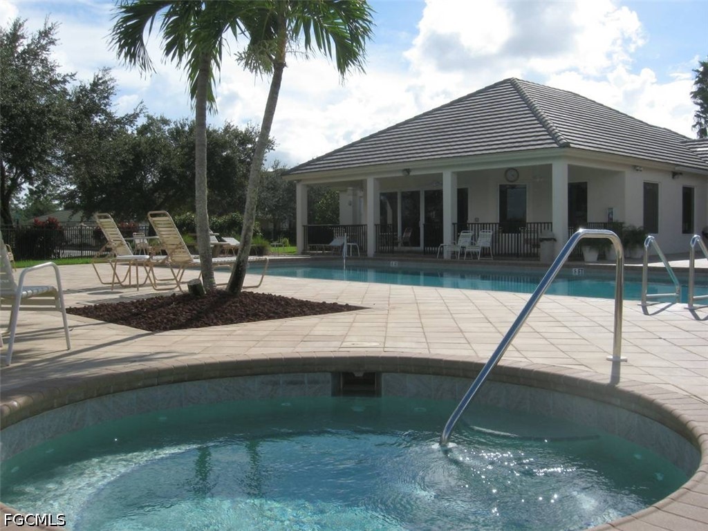2261  Somerset Ridge Drive, Apt 203