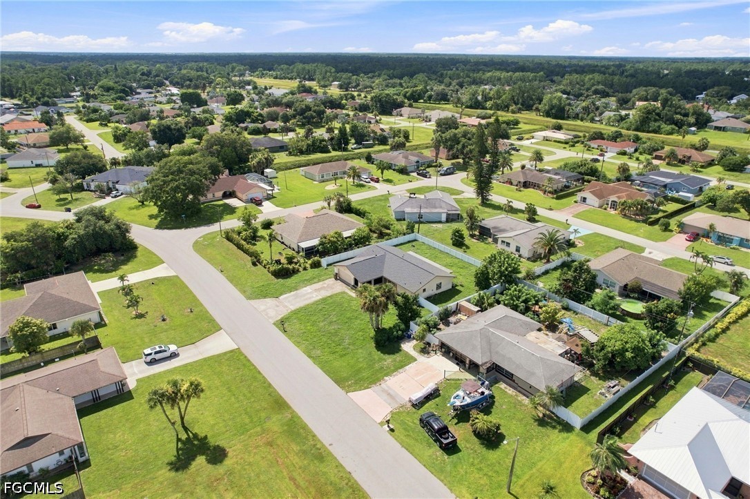 1631  Country Club Parkway
