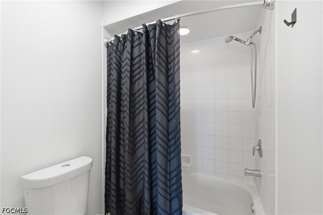 20 Cosmopolitan Drive, Apt 6